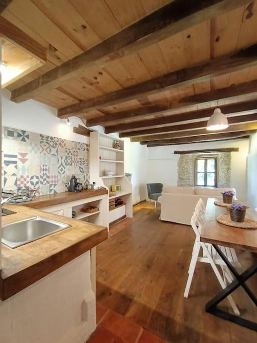 Granja Labrada: Alojamiento con caballos Manon Exterior foto